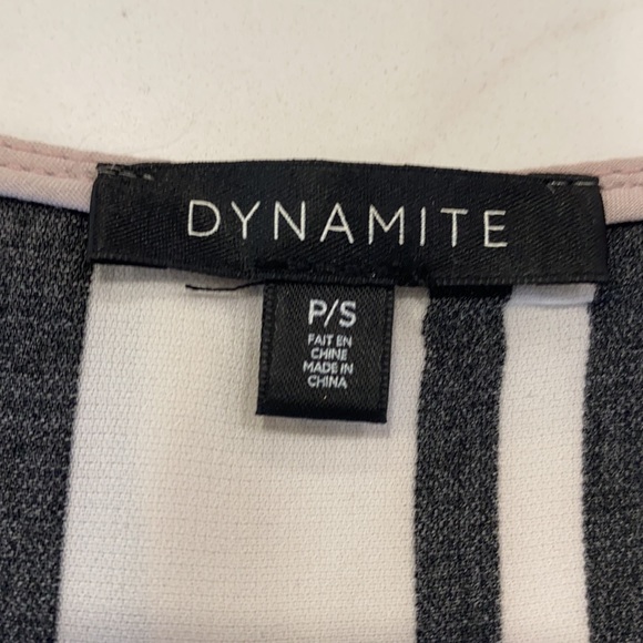 Striped Blouse with Open back - Picture 2 of 3